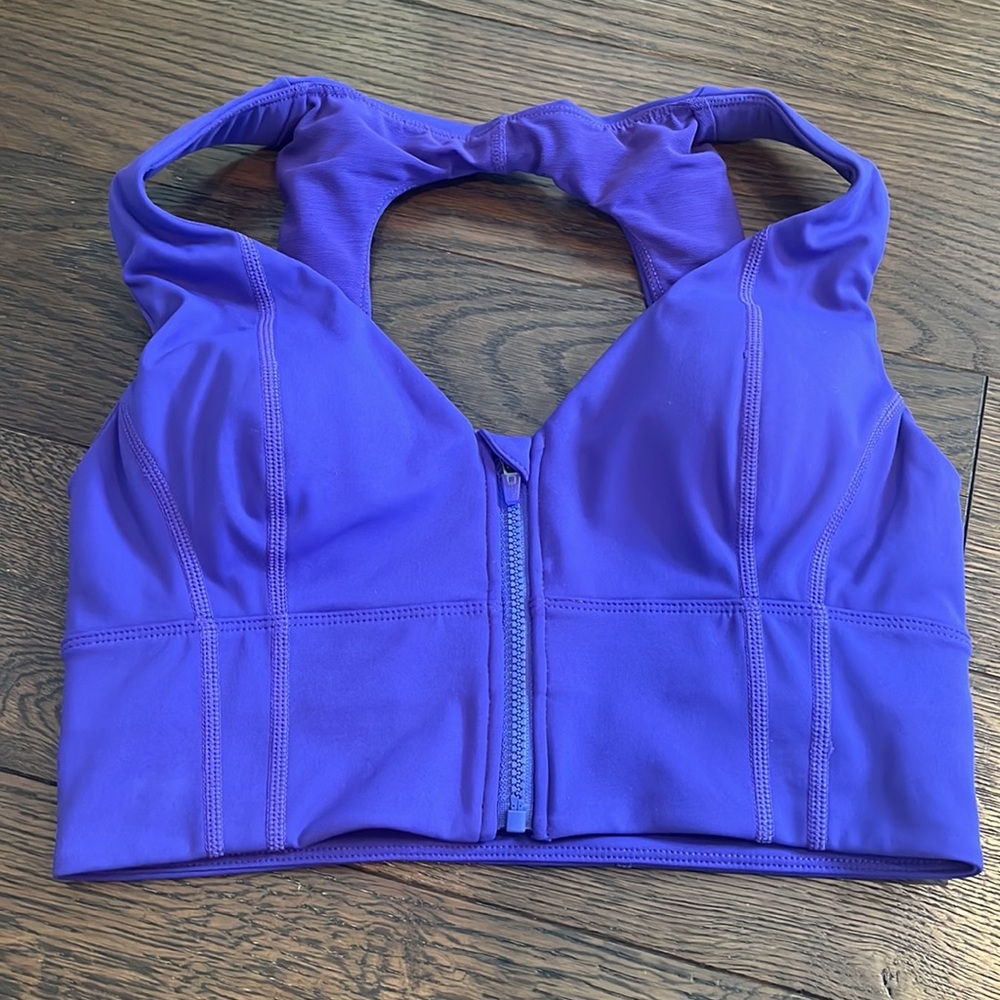 NWOT Free People Movement It’s An Illusion Sports Bra Size Small Purple